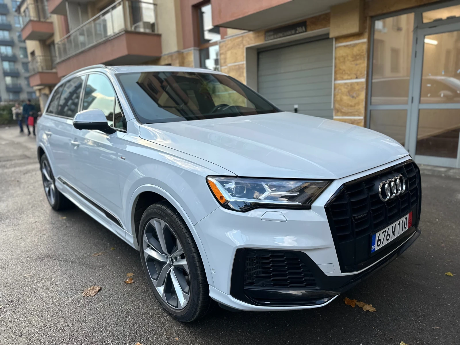 Audi Q7 55 TFSI S-line - изображение 4