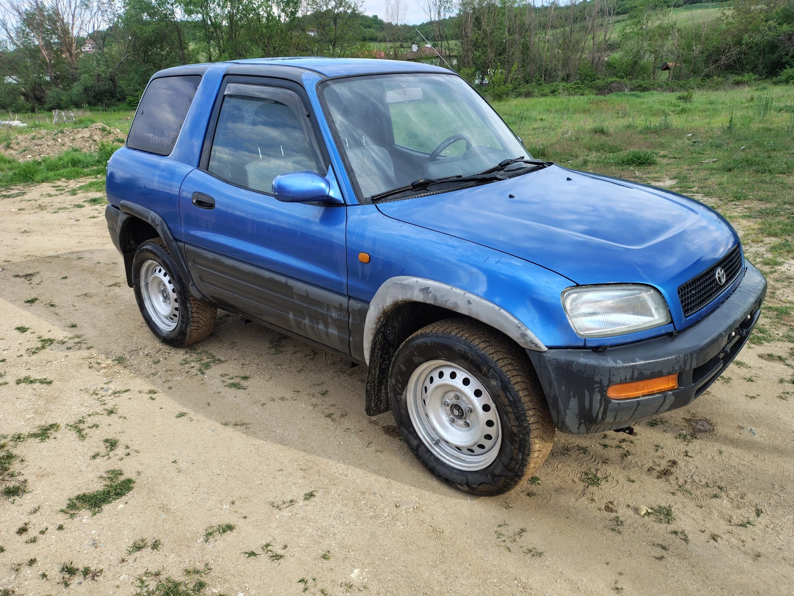Toyota Rav4 Бензин 4x4, снимка 8 - Автомобили и джипове - 54639554
