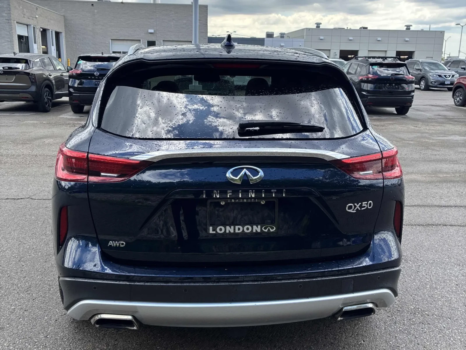 Infiniti QX50 AWD * CARFAX * АВТО КРЕДИТ * , снимка 5 - Автомобили и джипове - 55015789