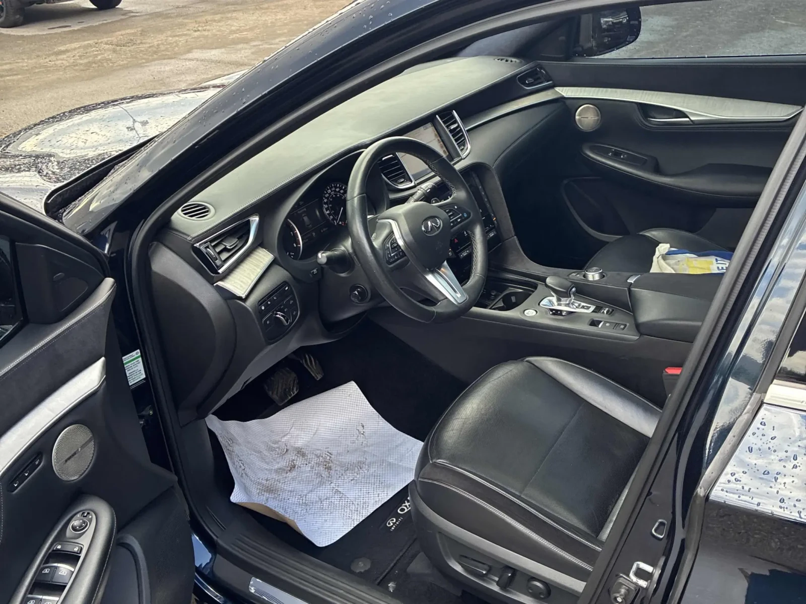 Infiniti QX50 AWD * CARFAX * АВТО КРЕДИТ * , снимка 8 - Автомобили и джипове - 55015789