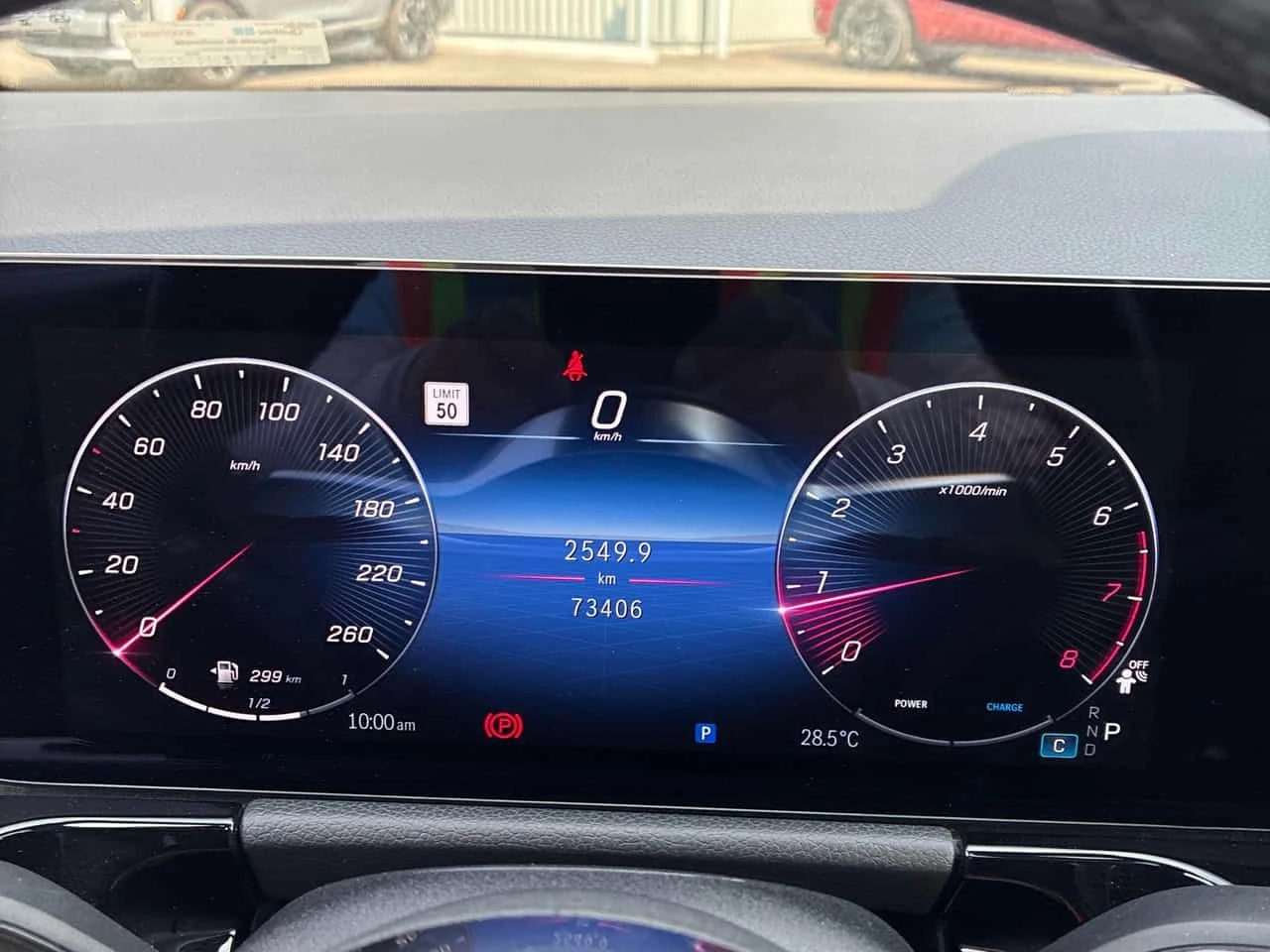 Mercedes-Benz GLA 250 4MATIC/ПАНОРАМА/ПОДГРЕВИ, снимка 8 - Автомобили и джипове - 55157022