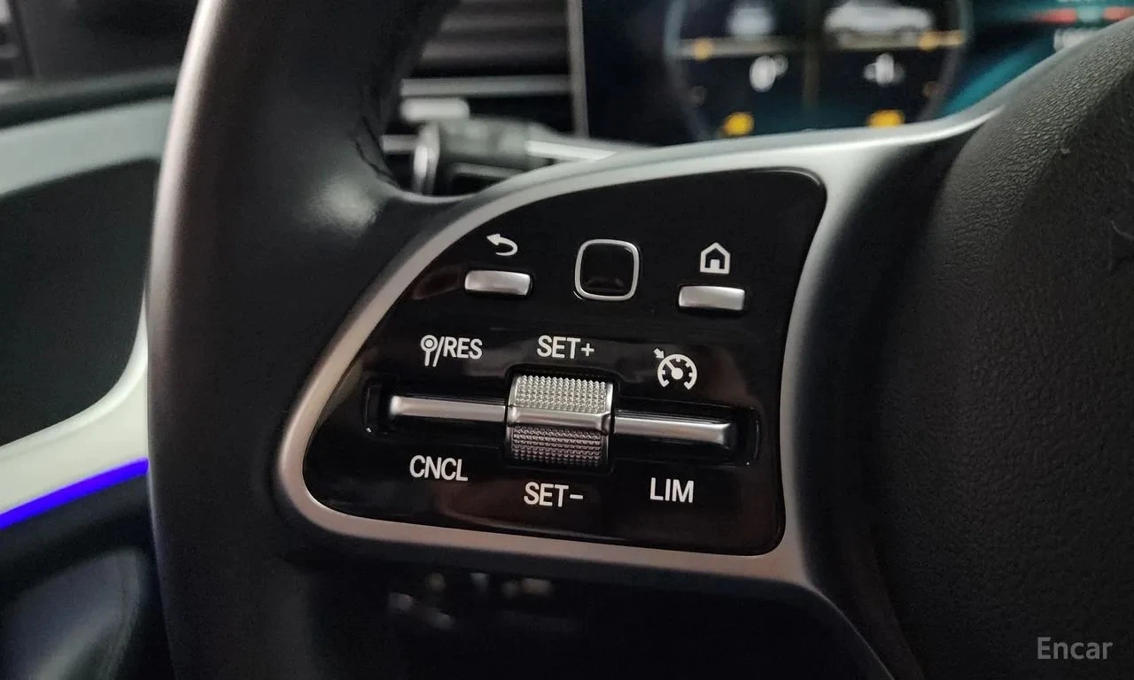 Mercedes-Benz GLE * GLE300d 4MATIC * ЦЕНА ДО БГ, снимка 17 - Автомобили и джипове - 55822809
