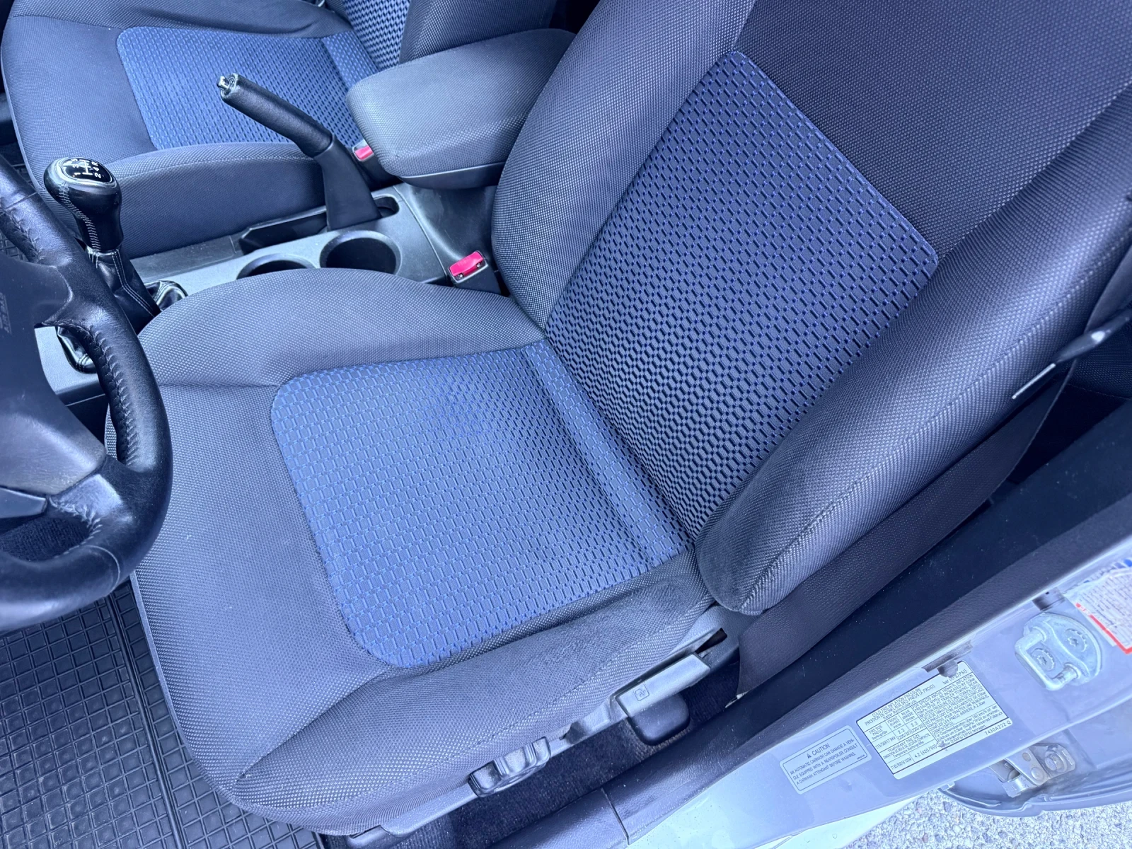 Mitsubishi Outlander 2.0i* ГАЗ* , снимка 15 - Автомобили и джипове - 55945088