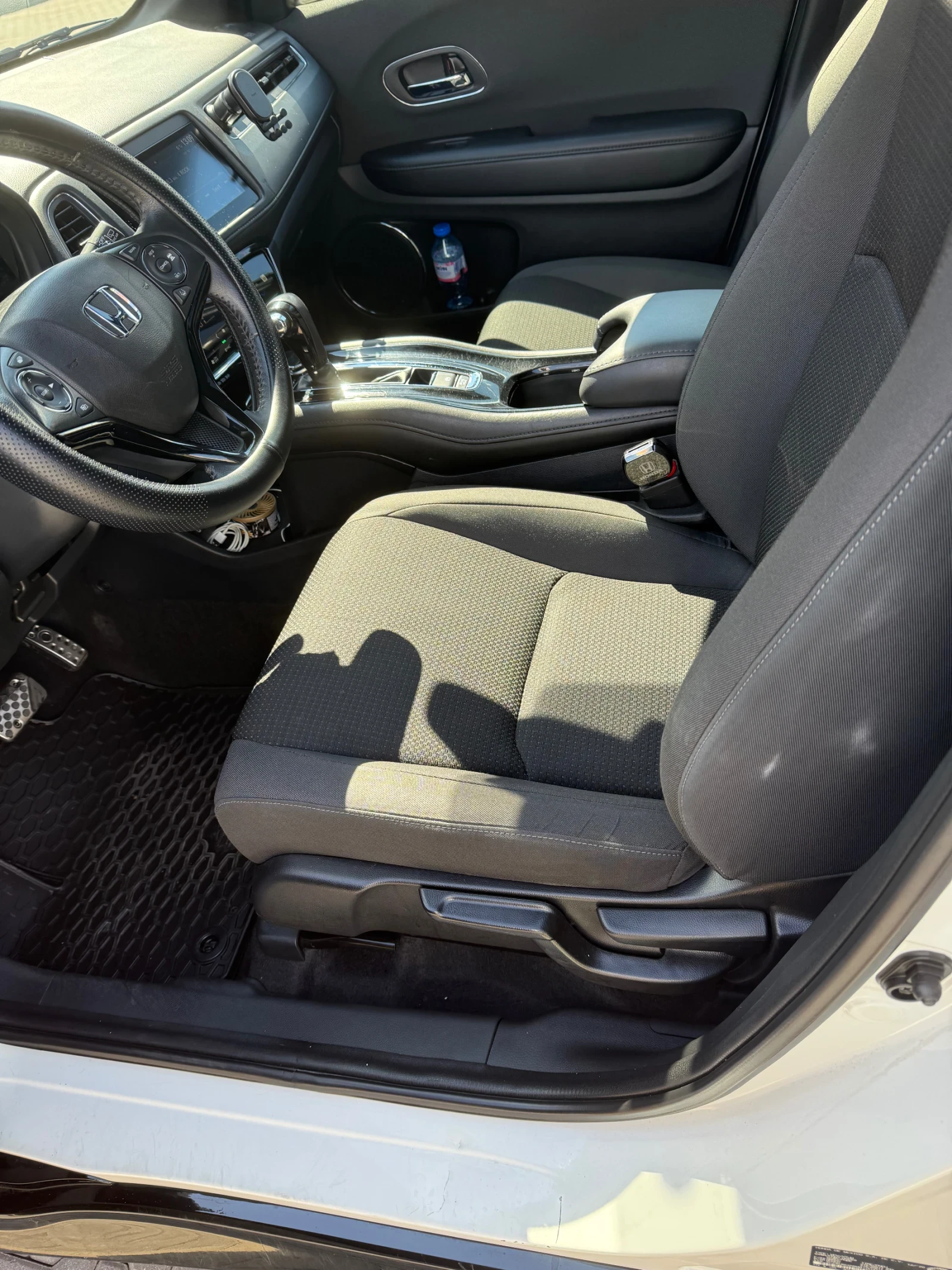 Honda Hr-v, снимка 11 - Автомобили и джипове - 56099879