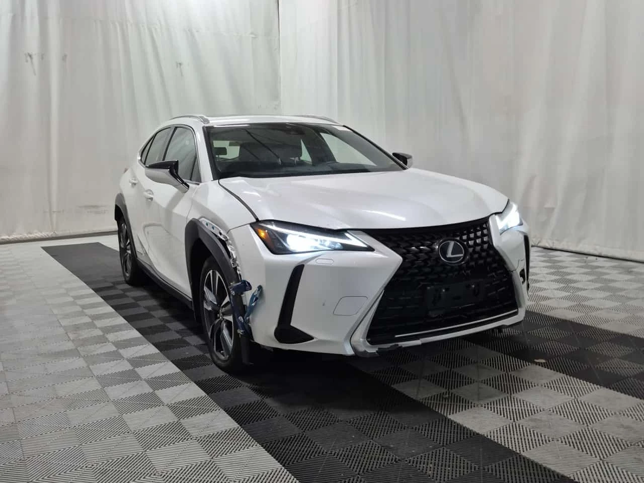 Lexus UX * 250H * CARFAX *  | Mobile.bg � ����������� 3