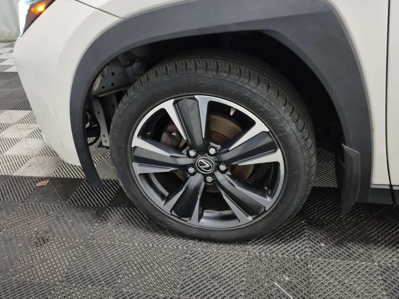 Lexus UX * 250H * CARFAX *  | Mobile.bg � ����������� 7