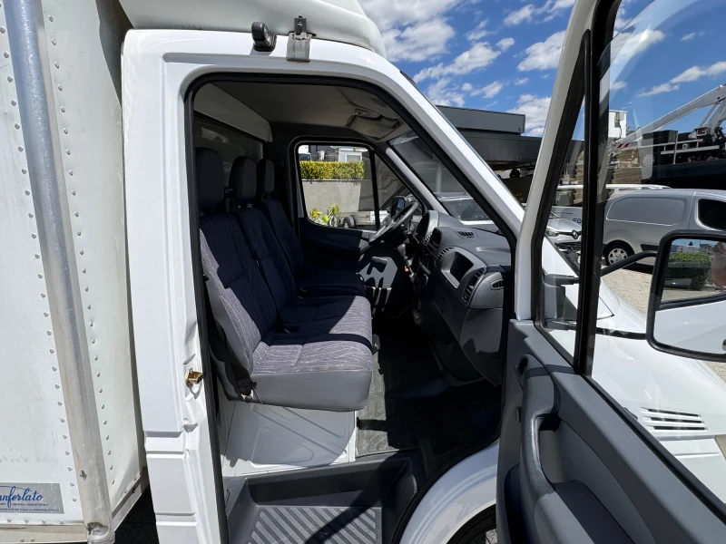 Mercedes-Benz Sprinter 411CDI 3.5т. 4.40м. , снимка 10 - Бусове и автобуси - 46835443