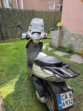 Aprilia 250 Sport city 300 Cube, снимка 9