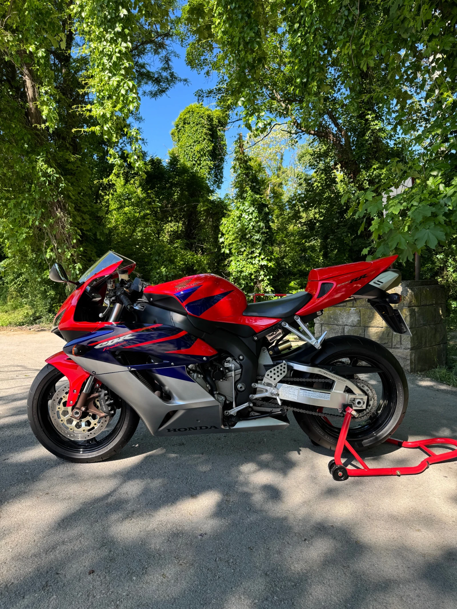 Honda Cbr 1000rr, снимка 5 - Мотоциклети и мототехника - 54582478
