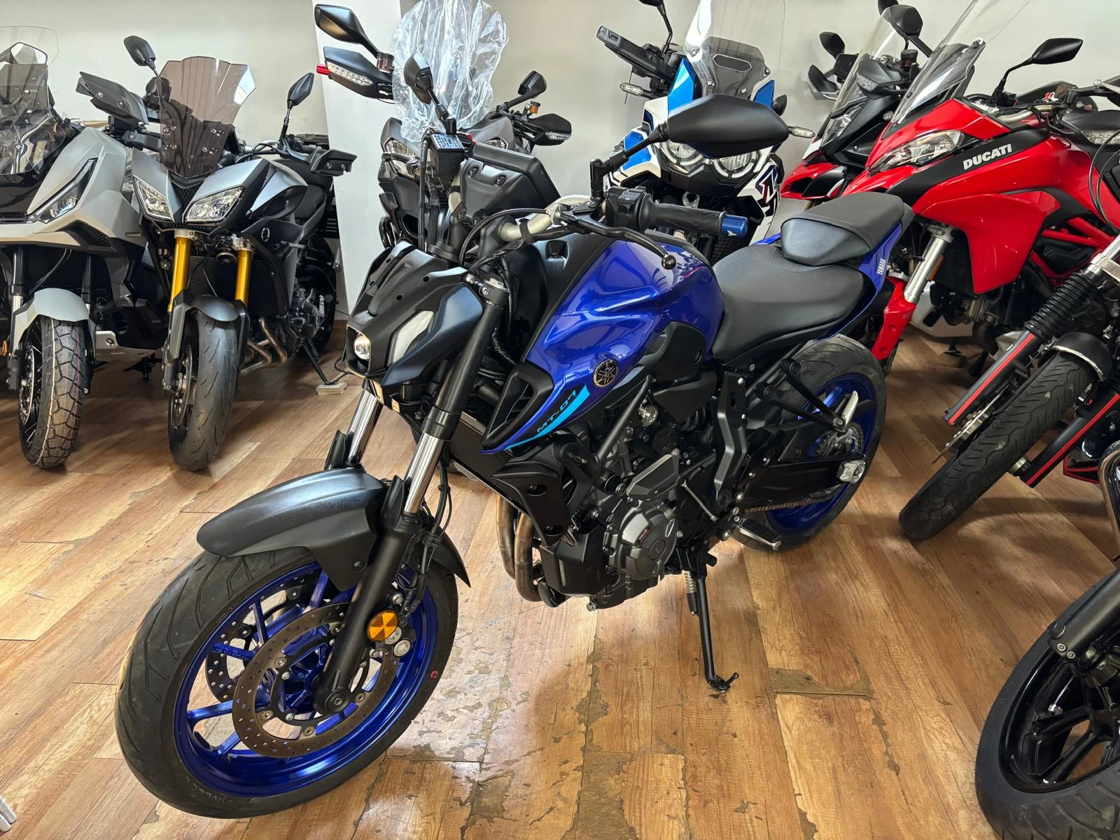 Yamaha Mt-07 ABS TRC 35kw A2, снимка 2 - Мотоциклети и мототехника - 55795756