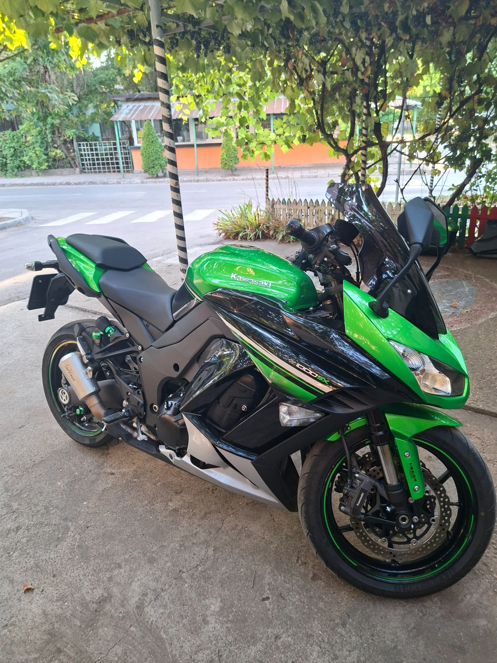 Kawasaki 1000, снимка 10 - Мотоциклети и мототехника - 55826658