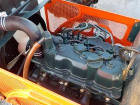 Трактор Kubota 6000, снимка 5