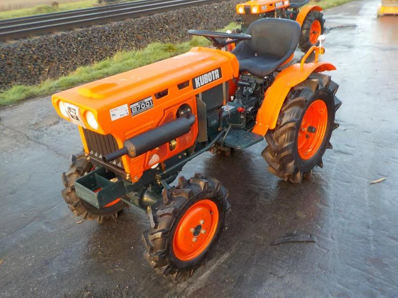 Трактор Kubota 6000 - изображение 2