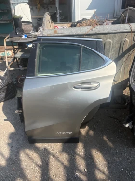 Врата задна лява за Lexus UX 2020год., снимка 1