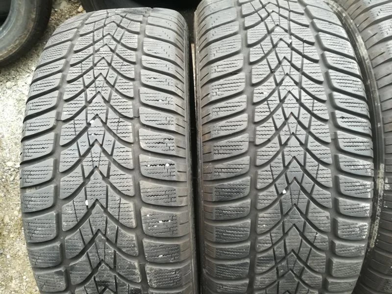 Гуми Зимни 205/50R17, снимка 10 - Гуми и джанти - 20432746