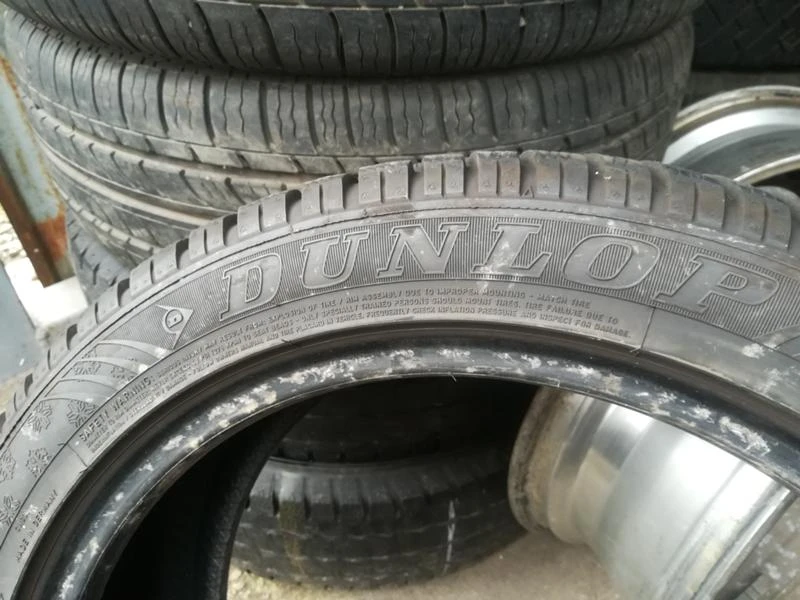 Гуми Зимни 205/50R17, снимка 4 - Гуми и джанти - 20432746