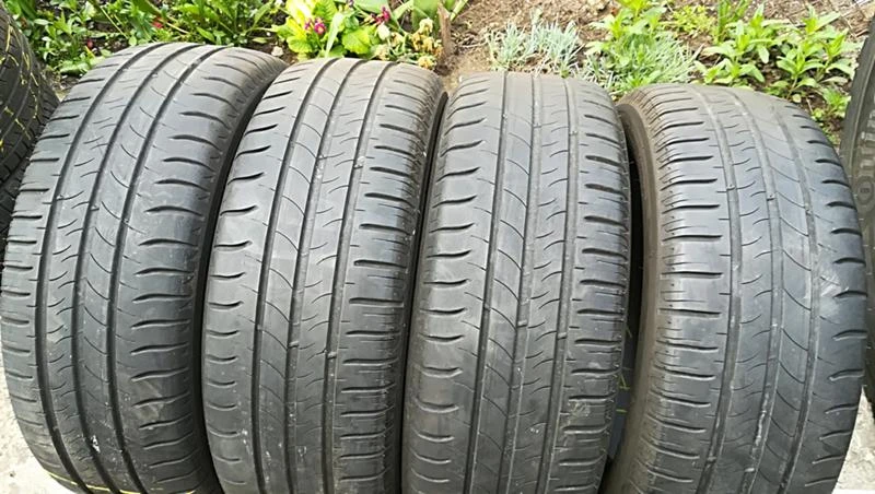 Гуми Летни 215/60R16, снимка 1 - Гуми и джанти - 25328594