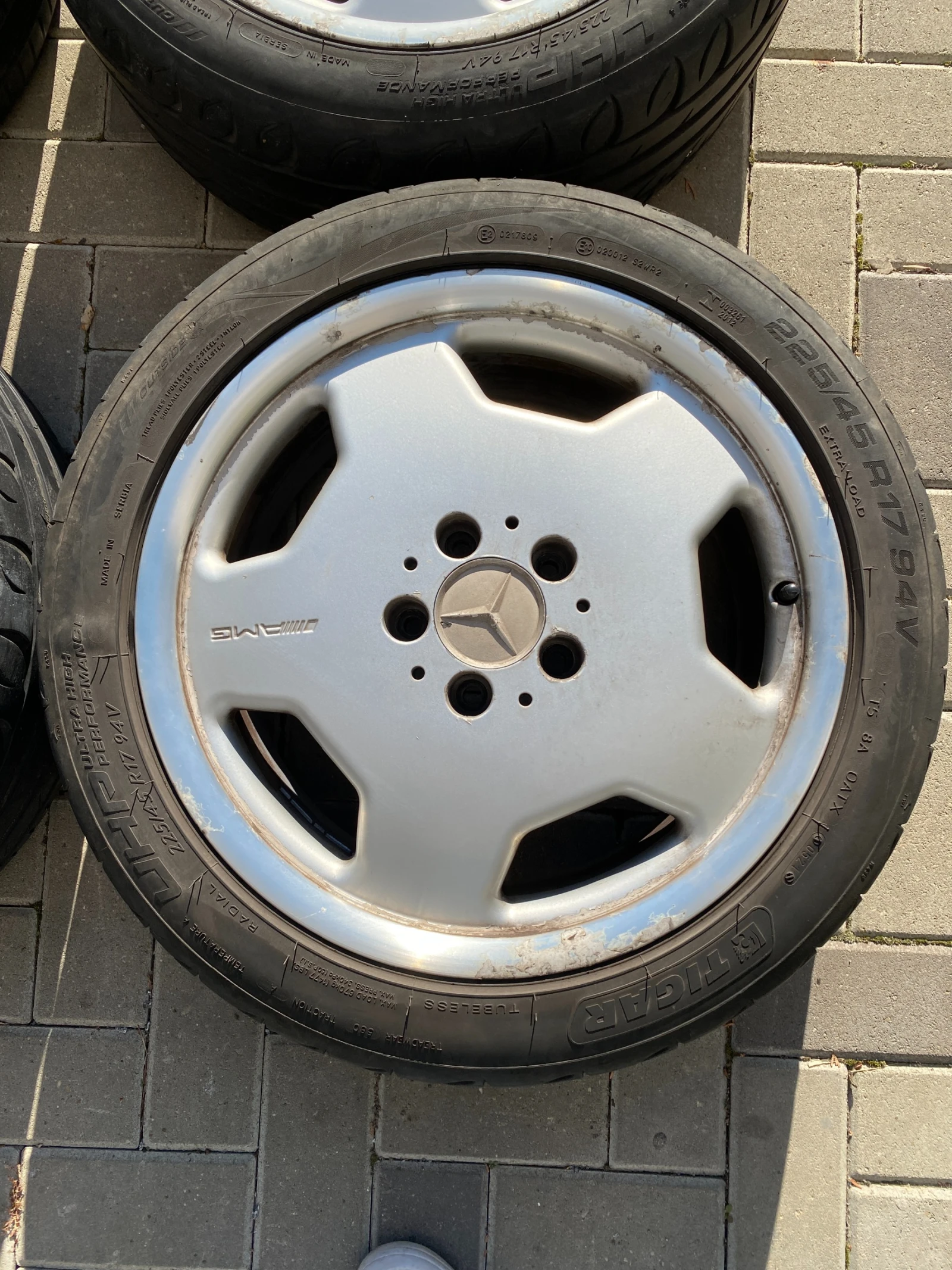    225/45R17  Mercedes-Benz | Mobile.bg   3