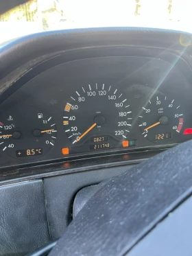 Mercedes-Benz E 250 катафалка, снимка 12