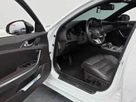 Kia Stinger 3.3 Turbo 2WD| 365к.с., снимка 10