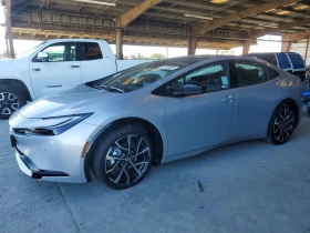 ����� �� �������� �� Toyota Prius 2.0l Plug-In Hybrid Xse Premium