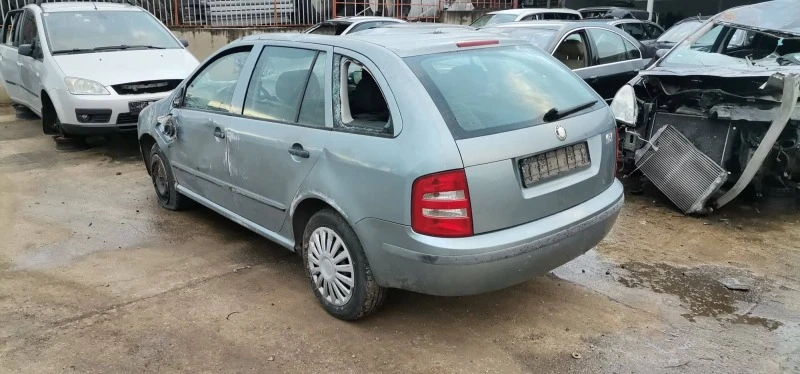 Skoda Fabia 1.9, снимка 2 - Автомобили и джипове - 43208522