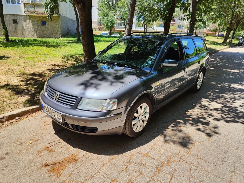 VW Passat 1.8t, снимка 1 - Автомобили и джипове - 47033816