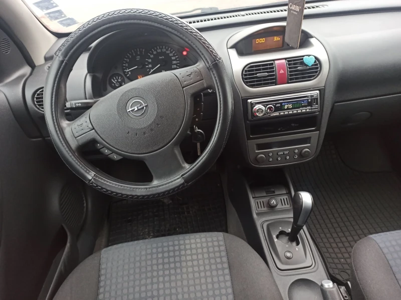 Opel Corsa 1.2I ABTOMAT, снимка 12 - Автомобили и джипове - 47953761