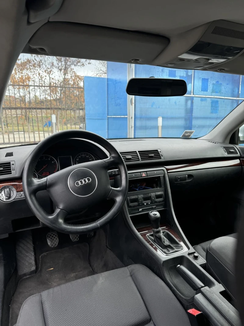 Audi A4 Бензин , снимка 3 - Автомобили и джипове - 48093710