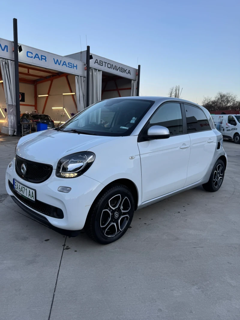 Smart Forfour EQ, снимка 1 - Автомобили и джипове - 48366566