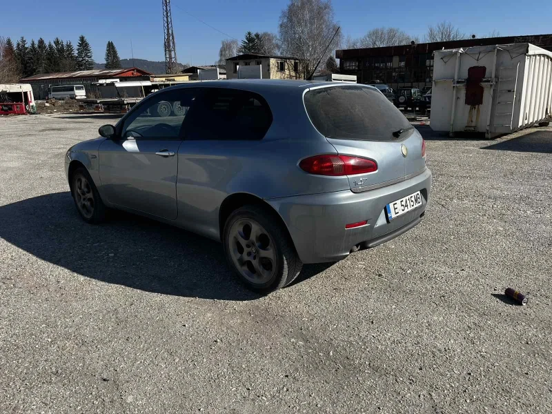 Alfa Romeo 147, снимка 3 - Автомобили и джипове - 49072231