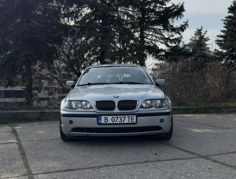 BMW 320 320i, снимка 1 - Автомобили и джипове - 49472042