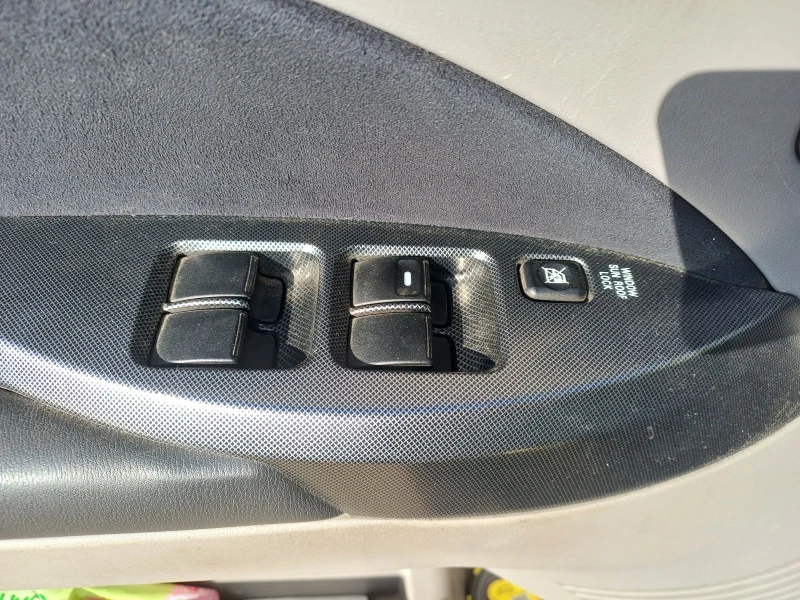 Mitsubishi Grandis, снимка 10 - Автомобили и джипове - 52428739