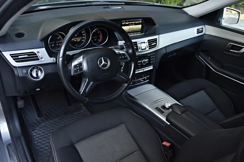 Mercedes-Benz E 220 220CDI TOP, снимка 8 - Автомобили и джипове - 52693805