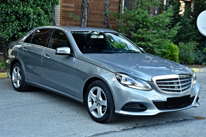 Mercedes-Benz E 220 220CDI TOP, снимка 3 - Автомобили и джипове - 52693805