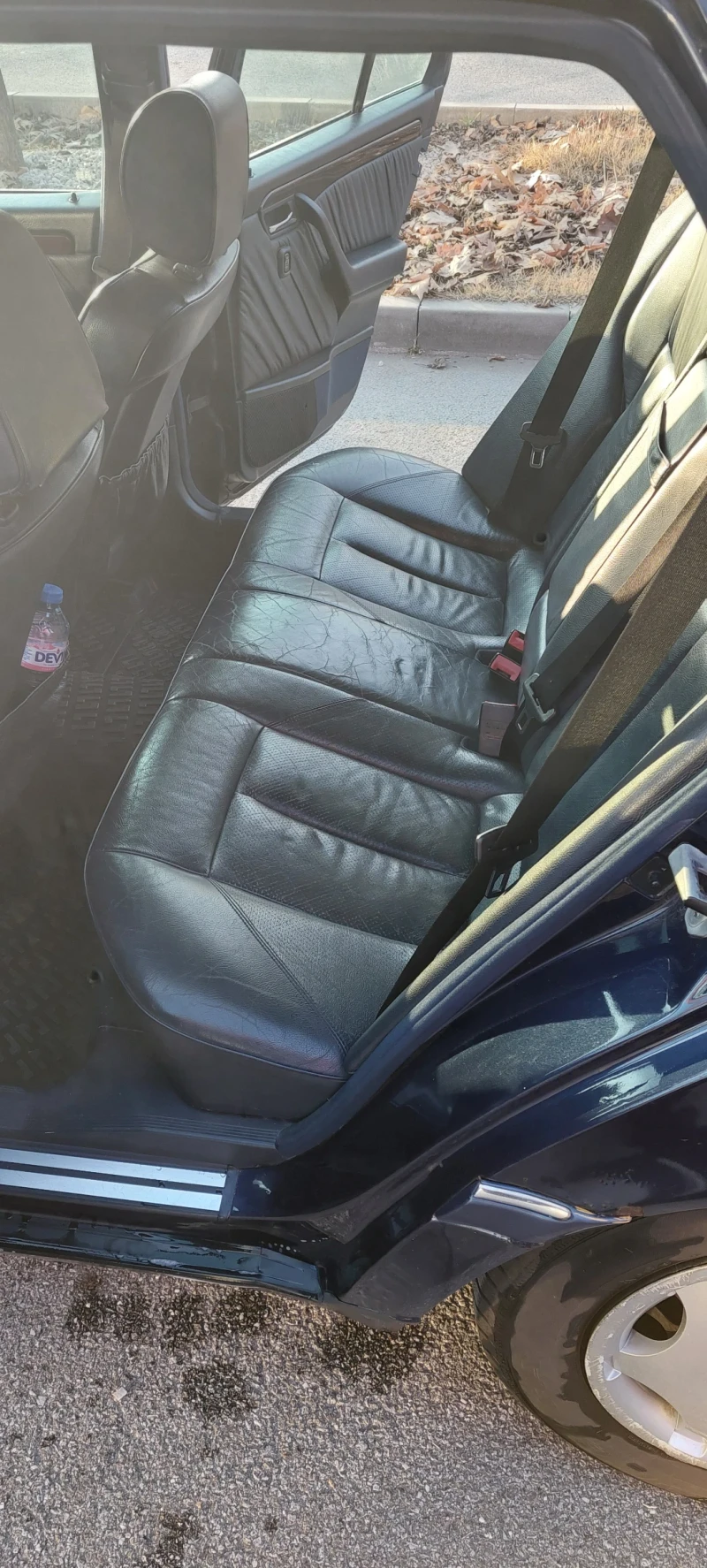 Mercedes-Benz C 220, снимка 11 - Автомобили и джипове - 52866990