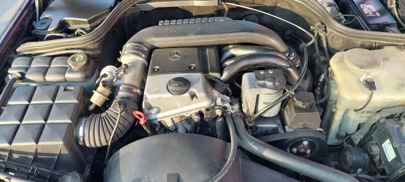 Mercedes-Benz C 220, снимка 15 - Автомобили и джипове - 52866990