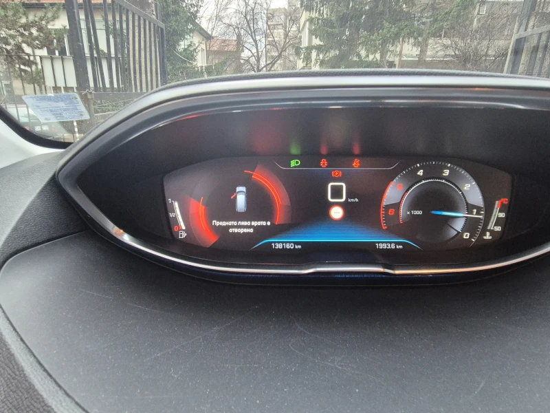 Peugeot 5008, снимка 6 - Автомобили и джипове - 52999827