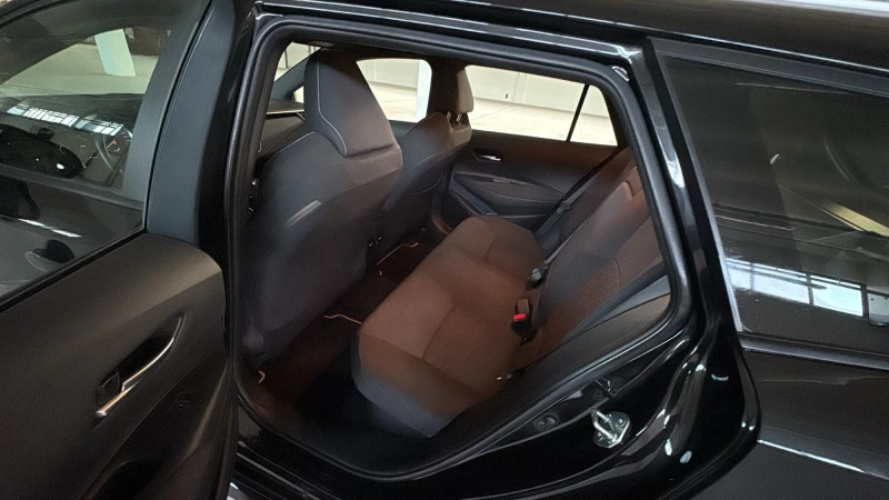 Toyota Corolla, снимка 8 - Автомобили и джипове - 53089428