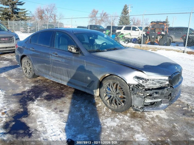 BMW 540 Xi* B58* M-Pack* Harman Kardon, снимка 4 - Автомобили и джипове - 53452320