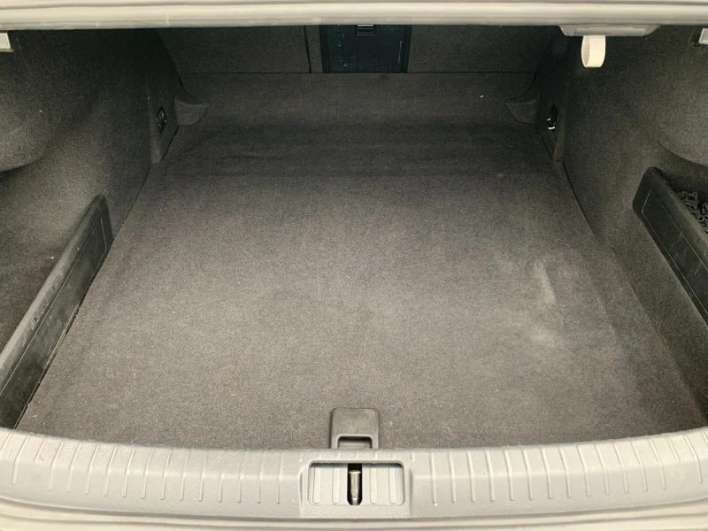 VW Passat 2.0TDI - 22900 лв. - 87078754 | Car24.bg