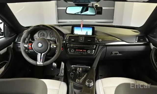 BMW M4 DCT* 360* КАМЕРА* HARMAN* KARDON* HUD* ПОДГРЕВ* , снимка 7 - Автомобили и джипове - 55395998