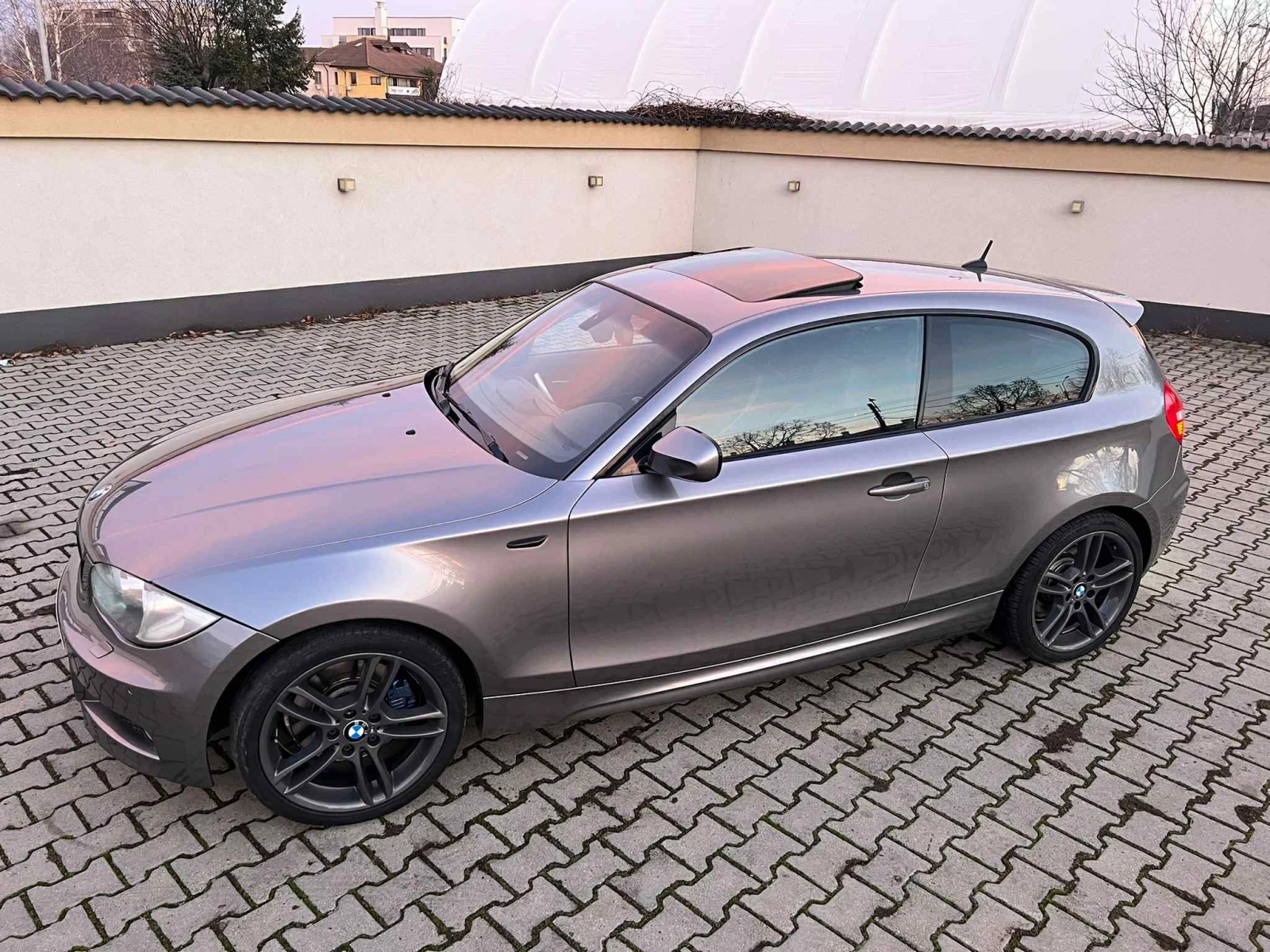 BMW 123 LCI, снимка 1