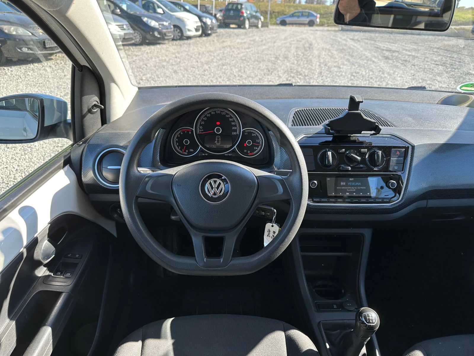 VW Up 1.0i Eu6b - изображение 8