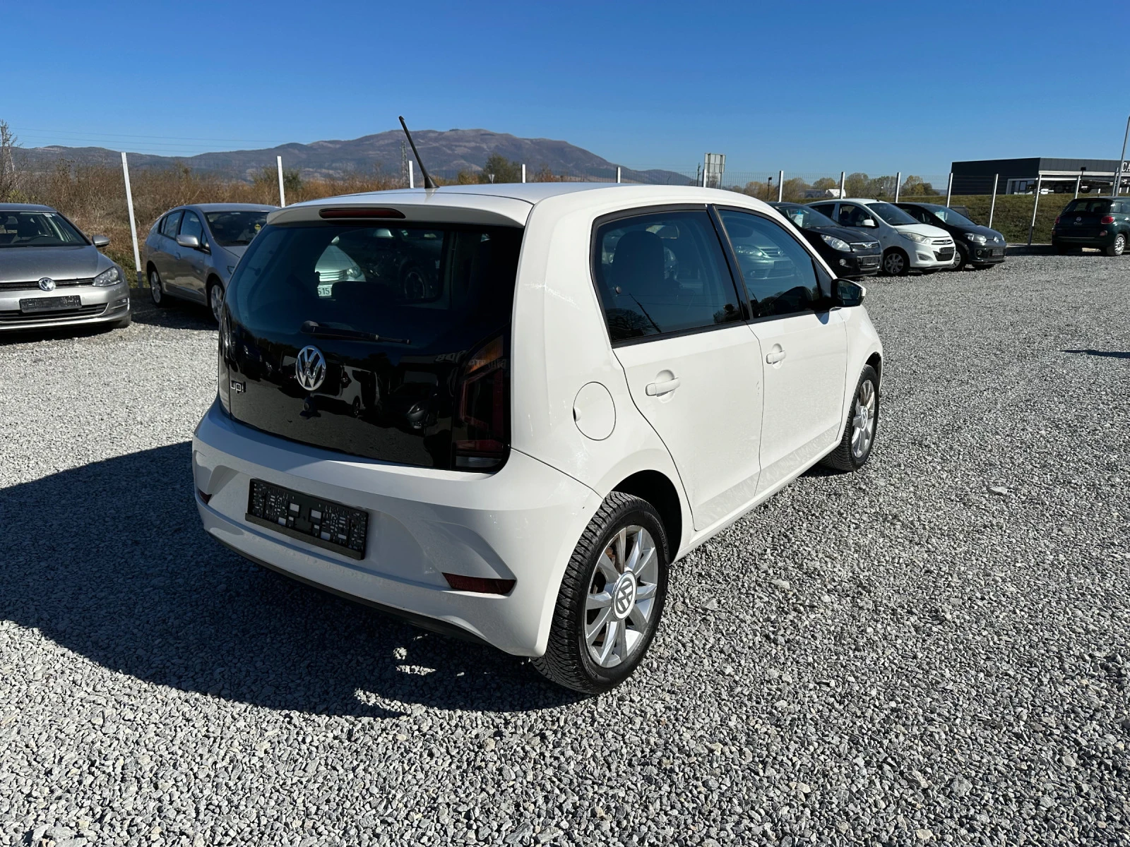 VW Up 1.0i Eu6b - изображение 4