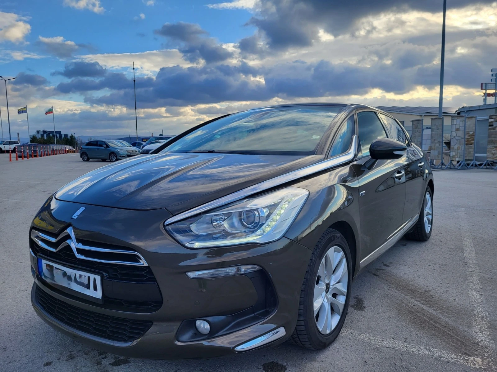 Citroen DS5  - изображение 7
