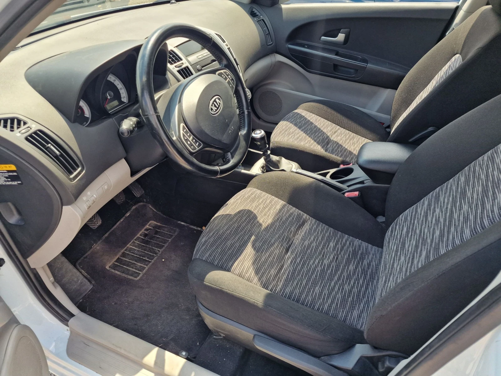 Kia Ceed 1.7CRDI - изображение 7