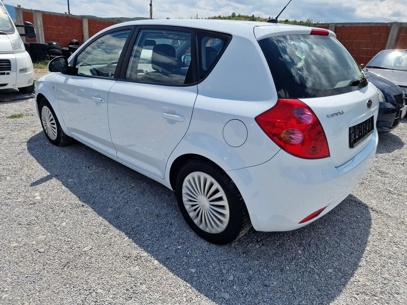 Kia Ceed 1.7CRDI - изображение 6