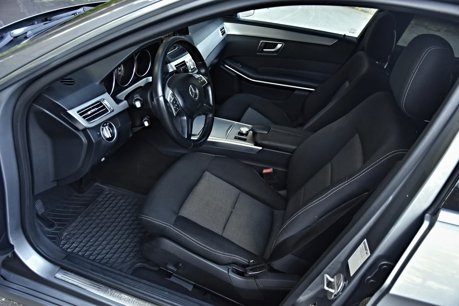 Mercedes-Benz E 220 220CDI TOP - изображение 7