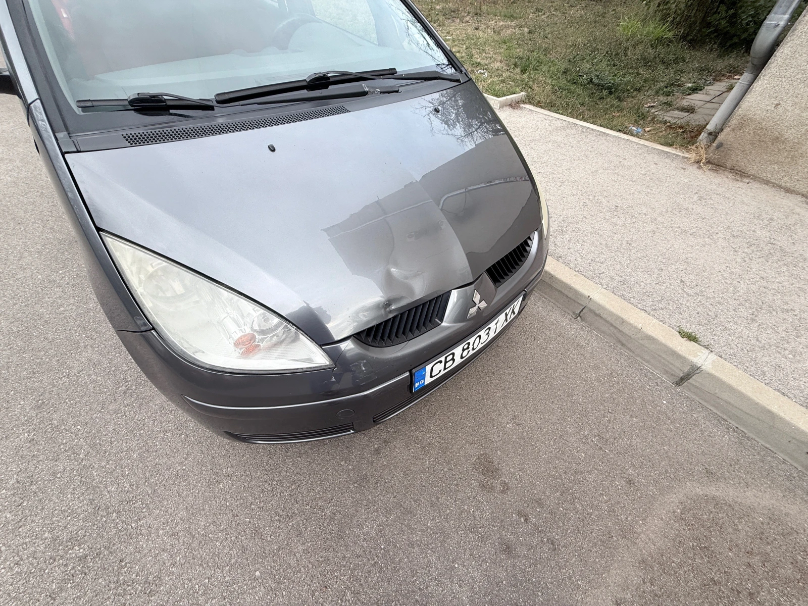 Mitsubishi Colt 1, 5D - изображение 10